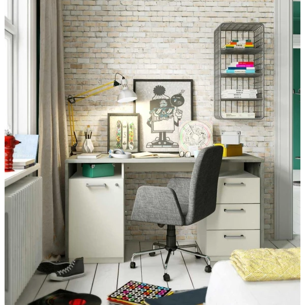 Jeugdbureau met slot