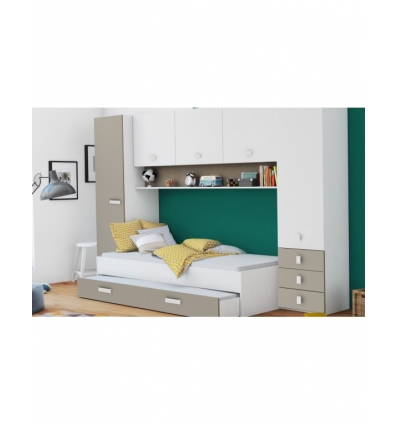 BED MET OVERBRUGGINGSGARDEROBE AREN