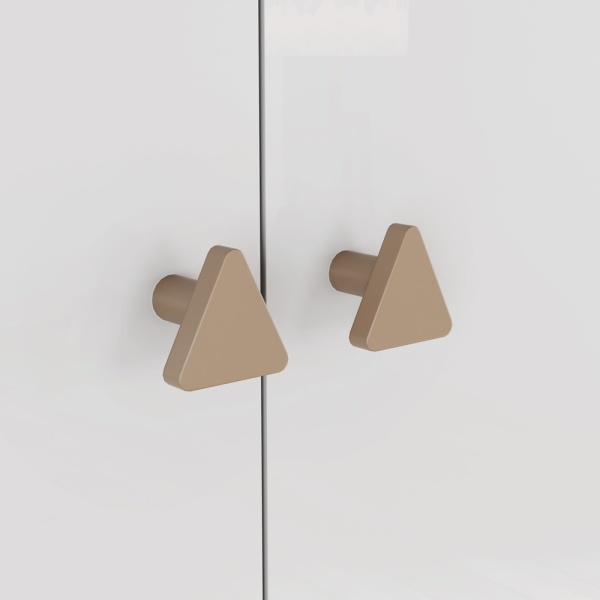 Gamil Vicawu kinderkast met elegante driehoekige handgrepen in minimalistische stijl